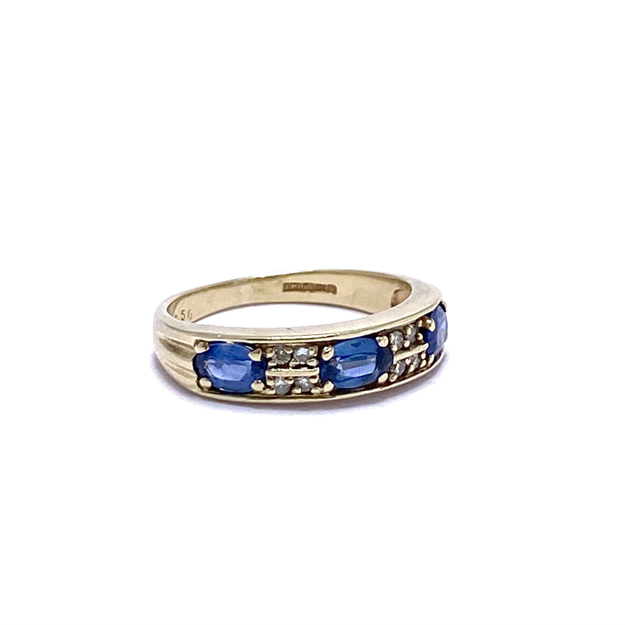 3-Stone Sapphire Stacking Ring - Chique to Antique Jewellery